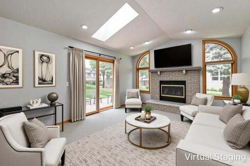 305 Chancery Lane, Mankato, MN 56001