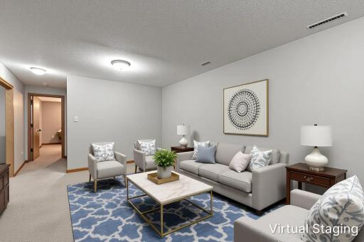 305 Chancery Lane, Mankato, MN 56001