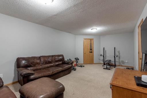305 Chancery Lane, Mankato, MN 56001