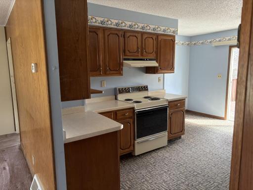 408 E 32nd Street, Hibbing, MN 55746