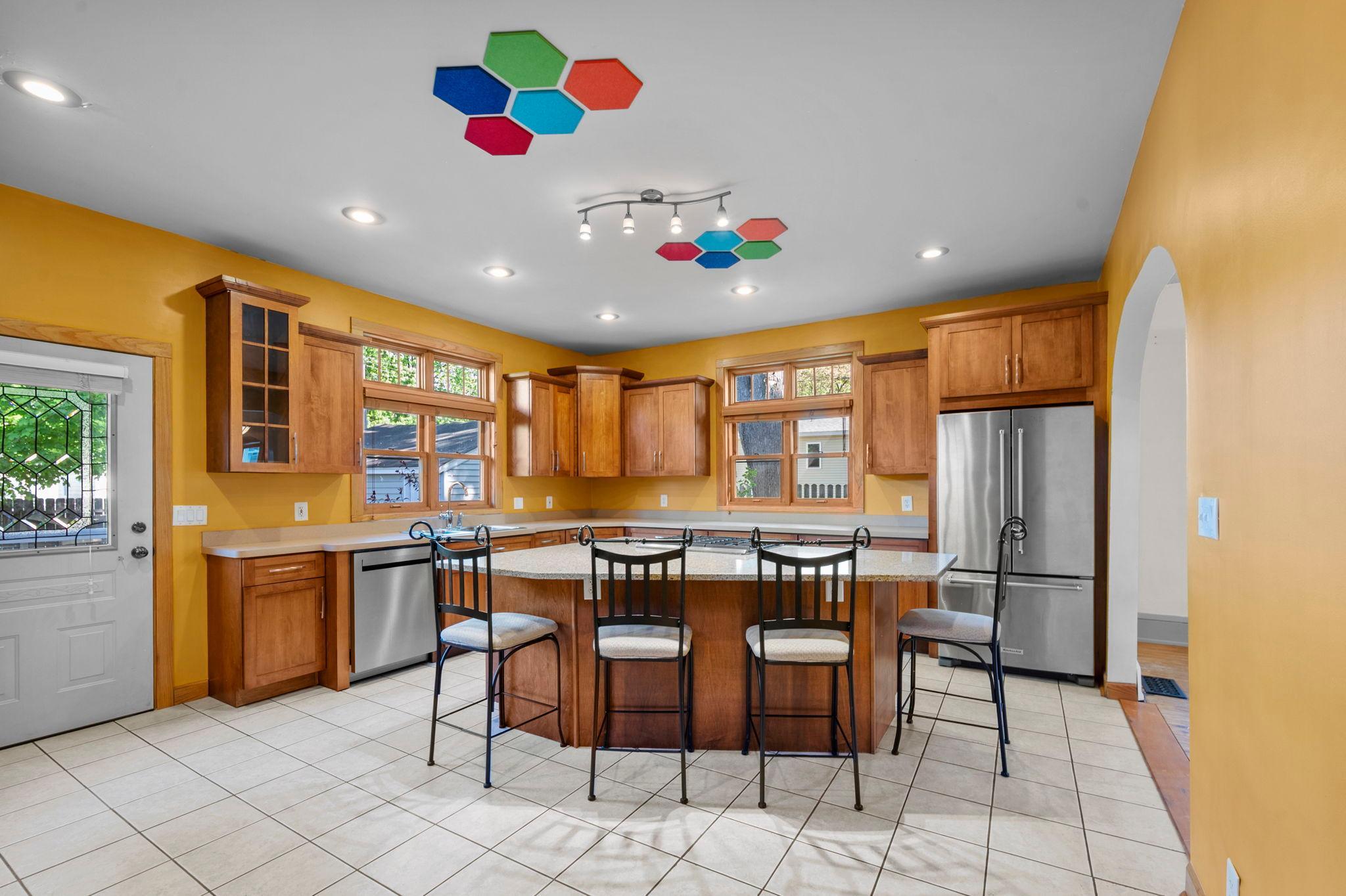 Contemporary Kitchen
