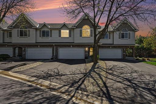 3713 Fox Tail Trail NW, Prior Lake, MN 55372