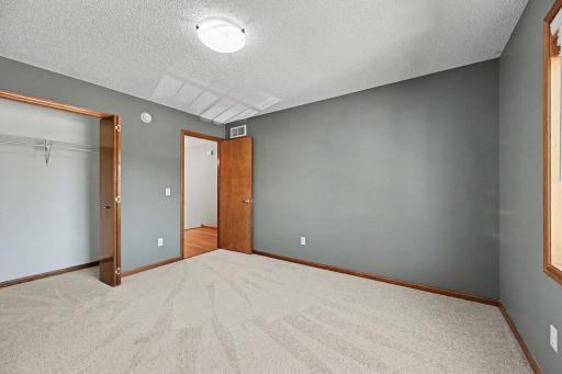 3713 Fox Tail Trail NW, Prior Lake, MN 55372