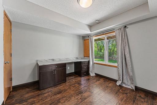 3713 Fox Tail Trail NW, Prior Lake, MN 55372