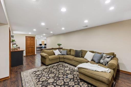 7220 Monardo Lane, Edina, MN 55435