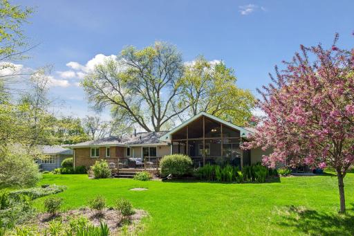 7220 Monardo Lane, Edina, MN 55435