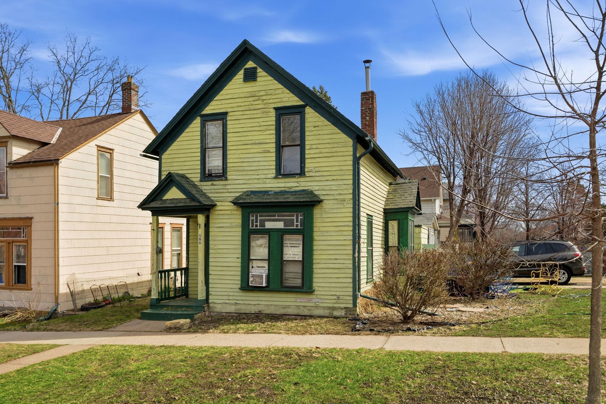 6-web-or-mls-506 Bellows2.jpg