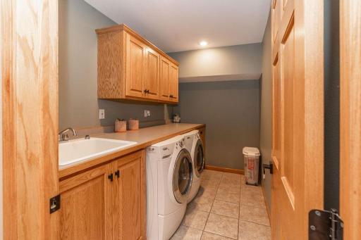 38177 Twin Oaks Drive, Avon, MN 56310