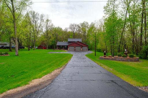 38177 Twin Oaks Drive, Avon, MN 56310