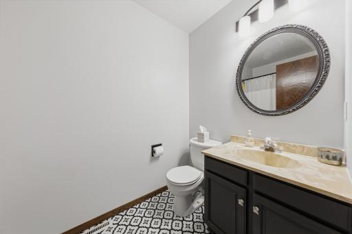 1813 Marie Lane, North Mankato, MN 56003