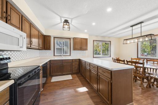 1813 Marie Lane, North Mankato, MN 56003
