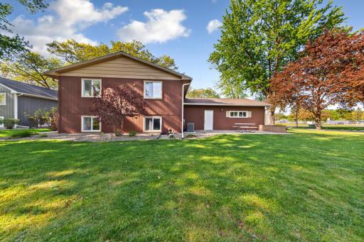 1813 Marie Lane, North Mankato, MN 56003