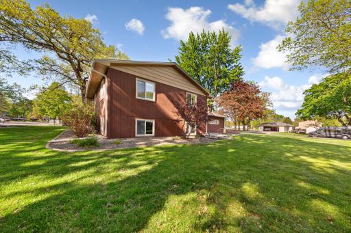 1813 Marie Lane, North Mankato, MN 56003