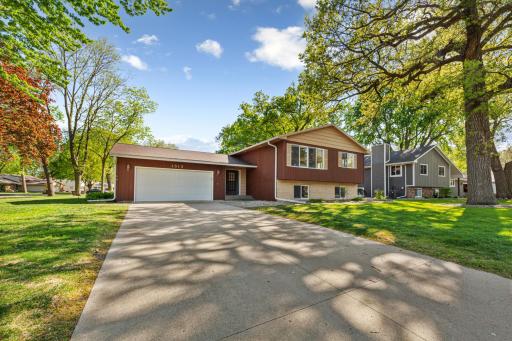 1813 Marie Lane, North Mankato, MN 56003