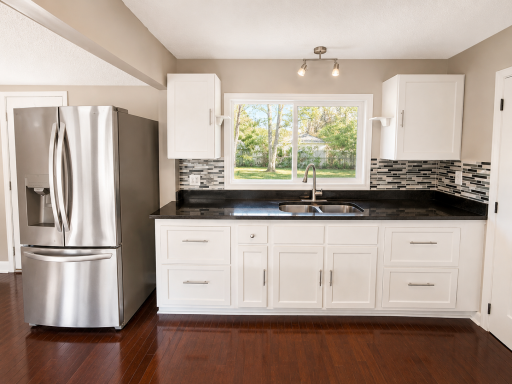 8401 14th Avenue S, Bloomington, MN 55425