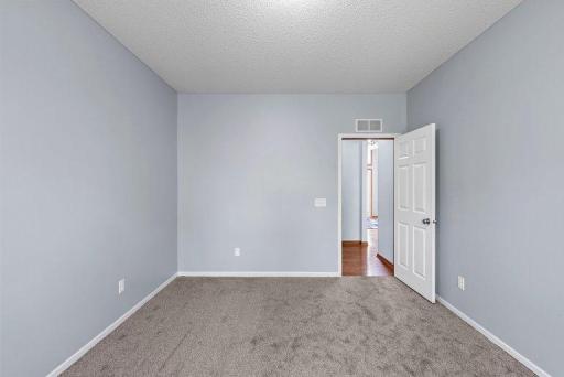7128 Timber Crest Drive S, Cottage Grove, MN 55016