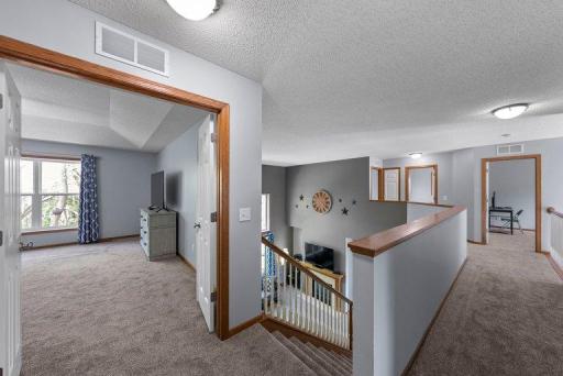 7128 Timber Crest Drive S, Cottage Grove, MN 55016