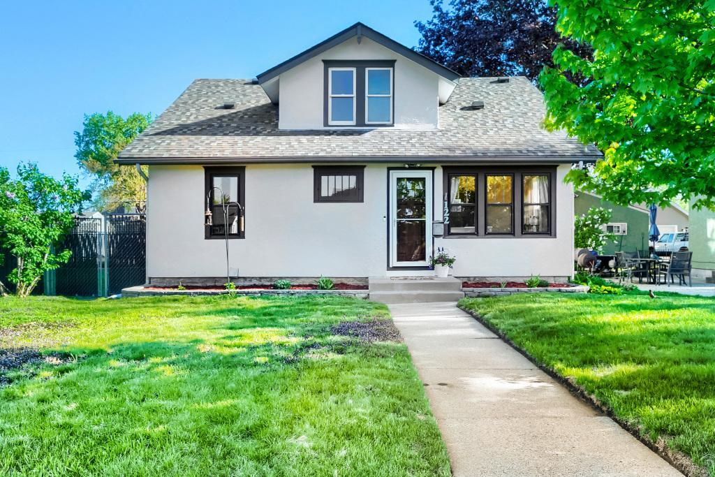 Welcome to 122 W Douglas Street