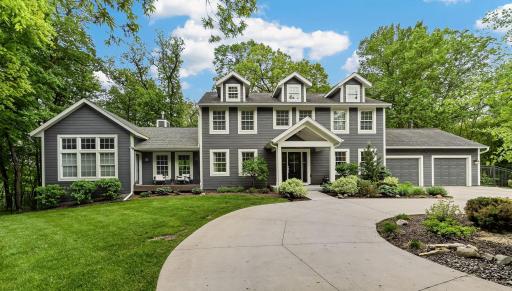 1147 Chippewa Drive NW, Rochester, MN 55901