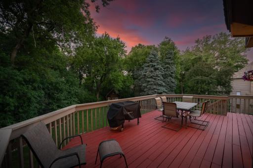Expansive Deck office great entertaining spaces