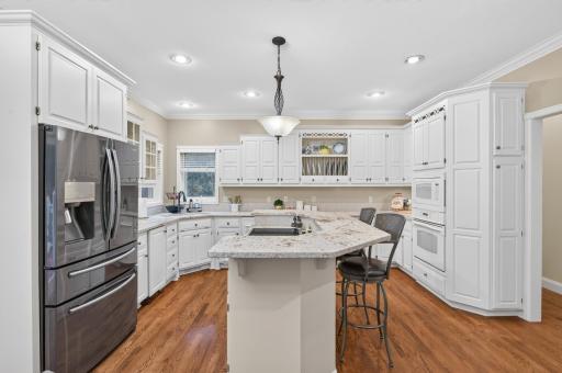 Here s a kitchen you don t want to miss out on! Great for a chef or a baker. Lots of storage, Good flow, and plenty of granite countertop space
