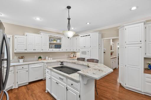 Additional kitchen photos Walks into a butler pantry- between kitchen and formal dining room