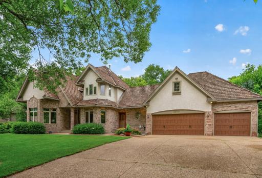 2300 Wildwood Court, Burnsville, MN 55306