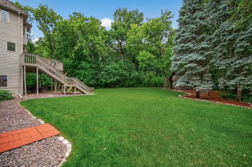 2300 Wildwood Court, Burnsville, MN 55306