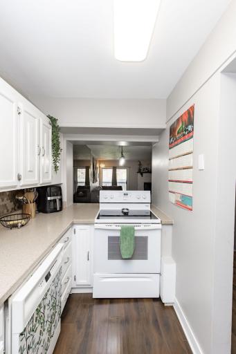 1721 42nd Street S, Fargo, ND 58103