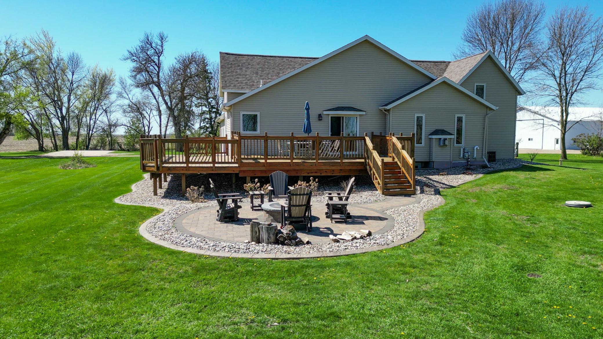 23877 County Road 21 Exterior (26).jpg