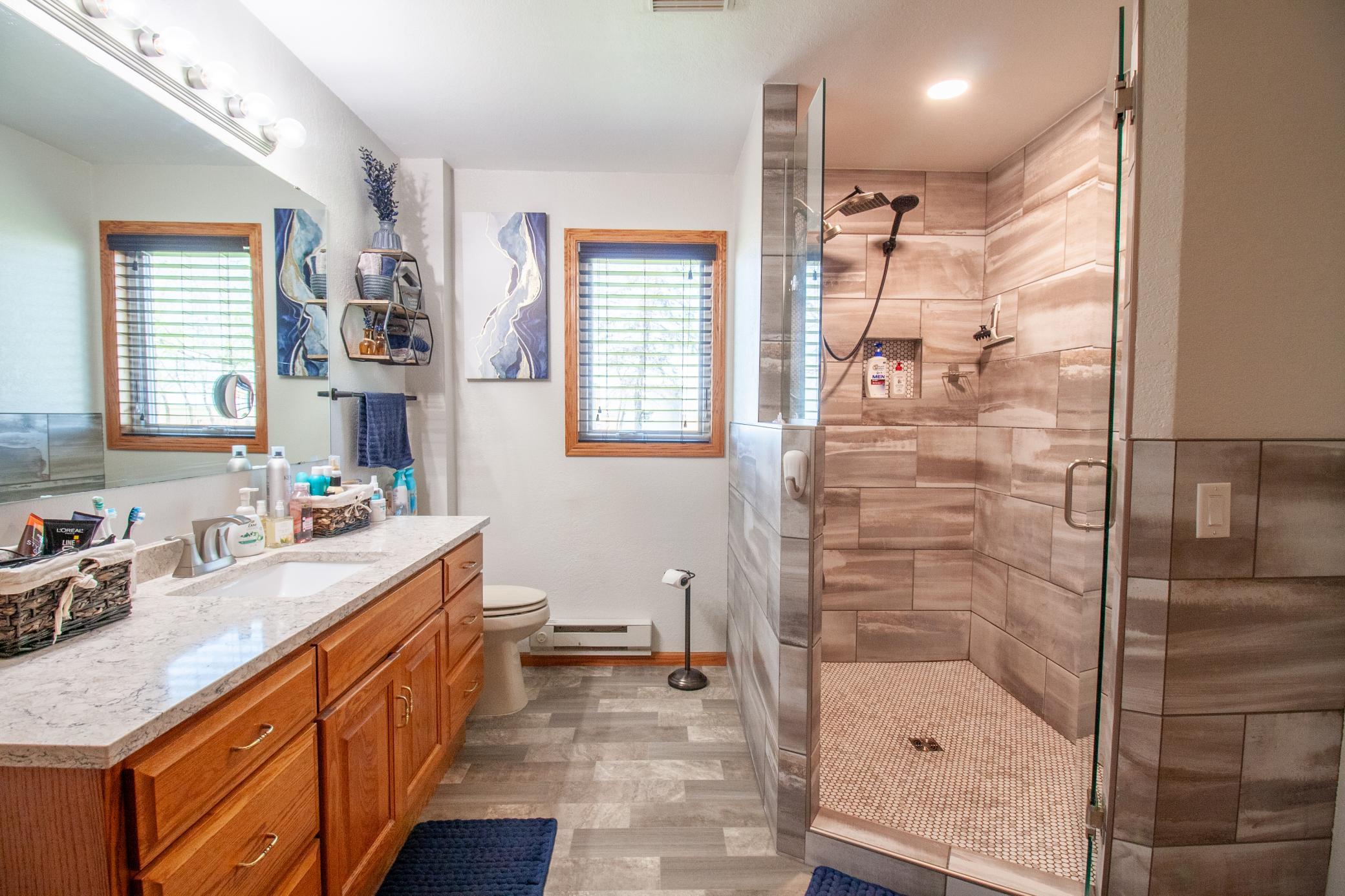 23877 County Road 21 Interior (36).jpg