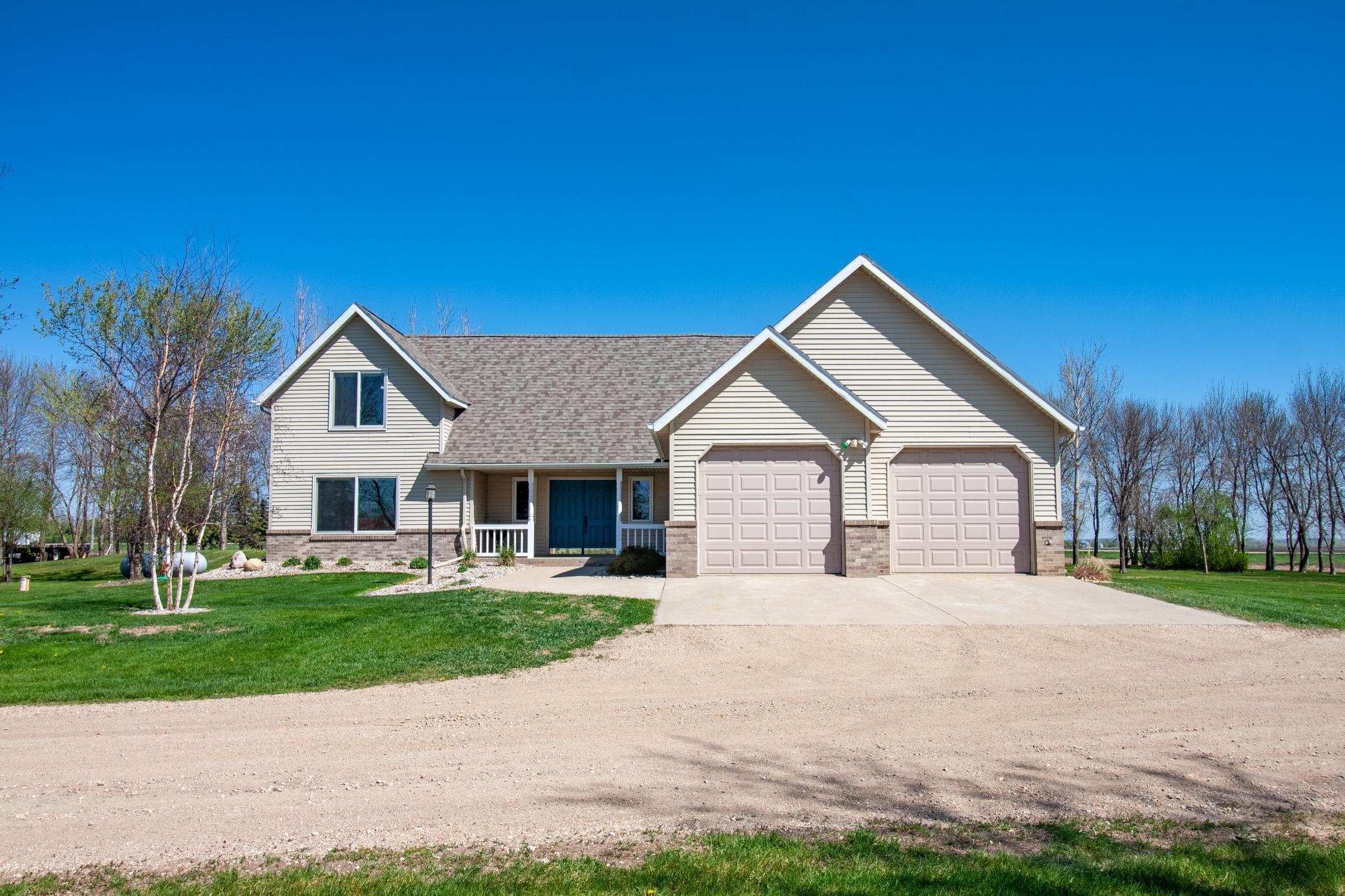 23877 County Road 21 Exterior (2).jpg