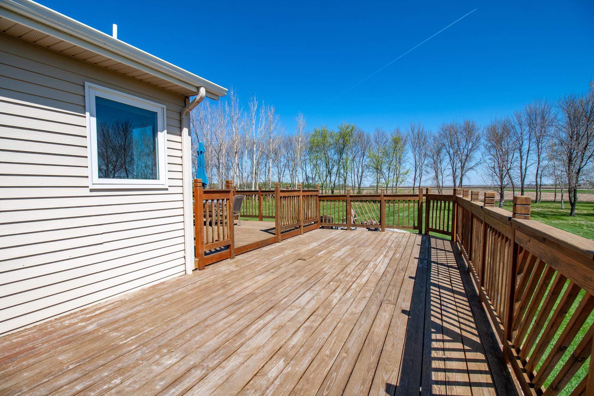 23877 County Road 21 Exterior (7).jpg