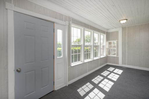 311 Center Avenue S, Eyota, MN 55934