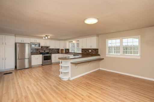 311 Center Avenue S, Eyota, MN 55934