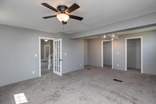 311 Center Avenue S, Eyota, MN 55934