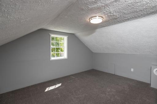 311 Center Avenue S, Eyota, MN 55934