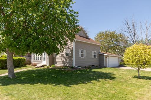 311 Center Avenue S, Eyota, MN 55934