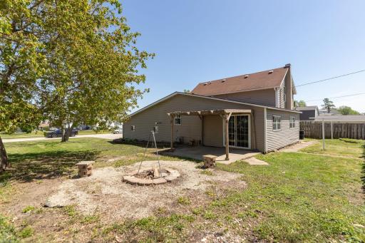 311 Center Avenue S, Eyota, MN 55934