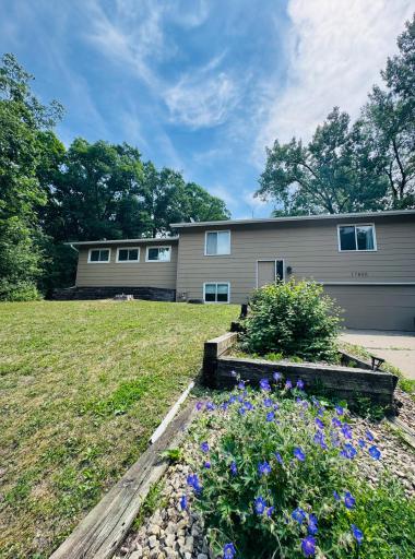 17800 Jamaica Circle, Lakeville, MN 55044