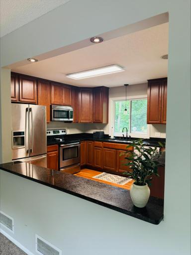 17800 Jamaica Circle, Lakeville, MN 55044