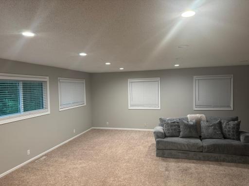 17800 Jamaica Circle, Lakeville, MN 55044