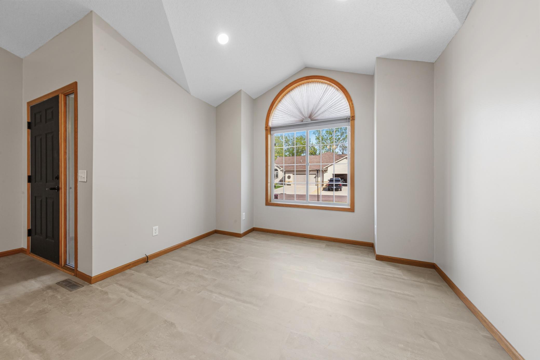 13_10 breakfast nook.jpg