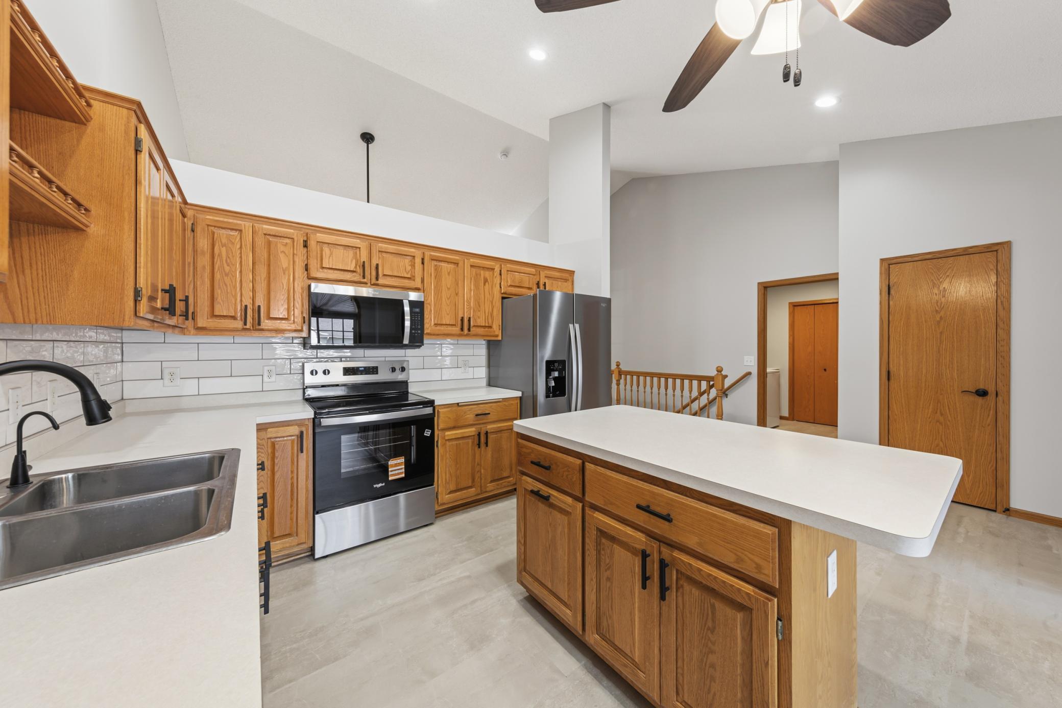 14_11 kitchen.jpg