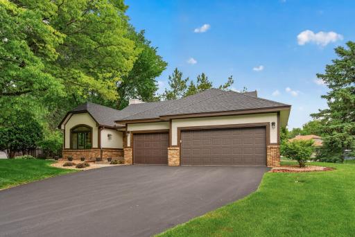 Corner lot in desirable Aspen Ridge neighborhood
