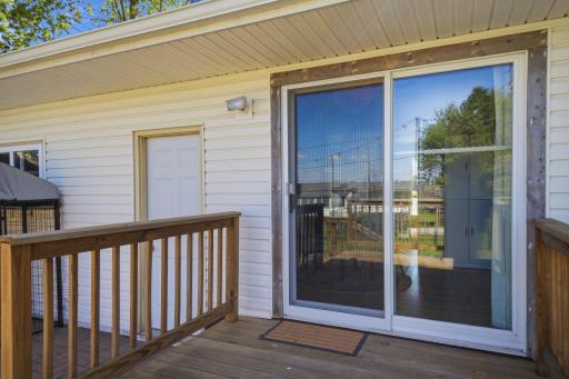 315 Rena Belle Street NW, Eyota, MN 55934
