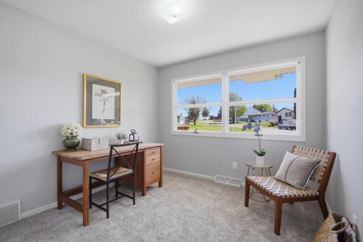 315 Rena Belle Street NW, Eyota, MN 55934