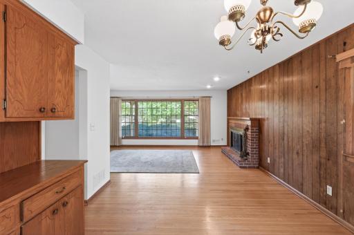 2431 Francis Street, South Saint Paul, MN 55075