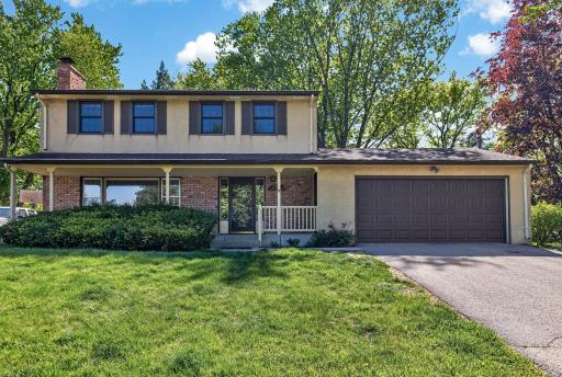 2431 Francis Street, South Saint Paul, MN 55075