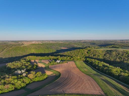 19807 Balentine Road, Caledonia, MN 55921